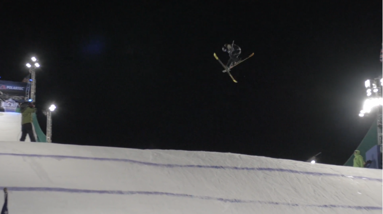 Freeskier übernehmen den Fenway Park!