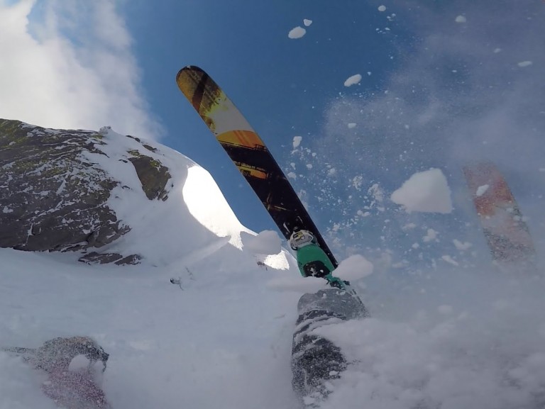 LAWINENVIDEO // Großes Glück in Mammoth